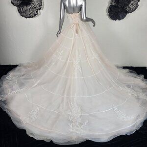 NWT~$2150~LO'ADORO~2/4~IVORY BLUSH STRAPLESS LACE BALL GOWN WEDDING DRESS